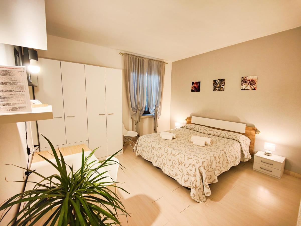 Albergo B&B Tenesi Манерба-дель-Гарда Экстерьер фото