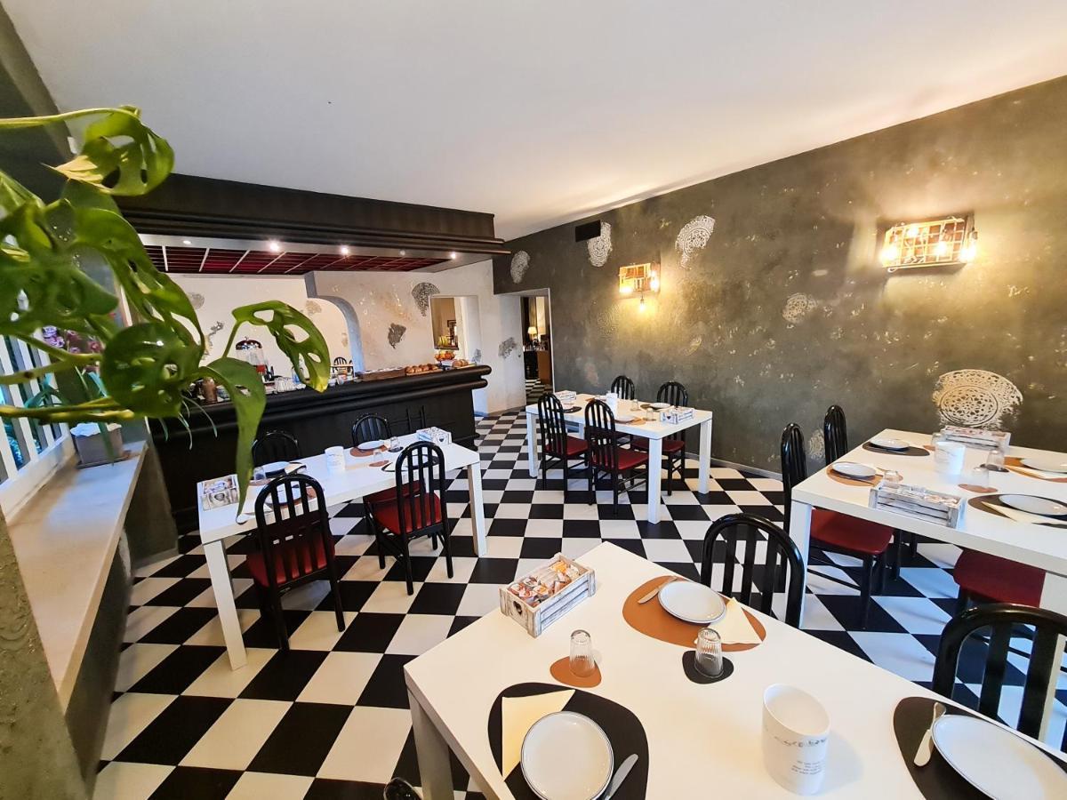 Albergo B&B Tenesi Манерба-дель-Гарда Экстерьер фото