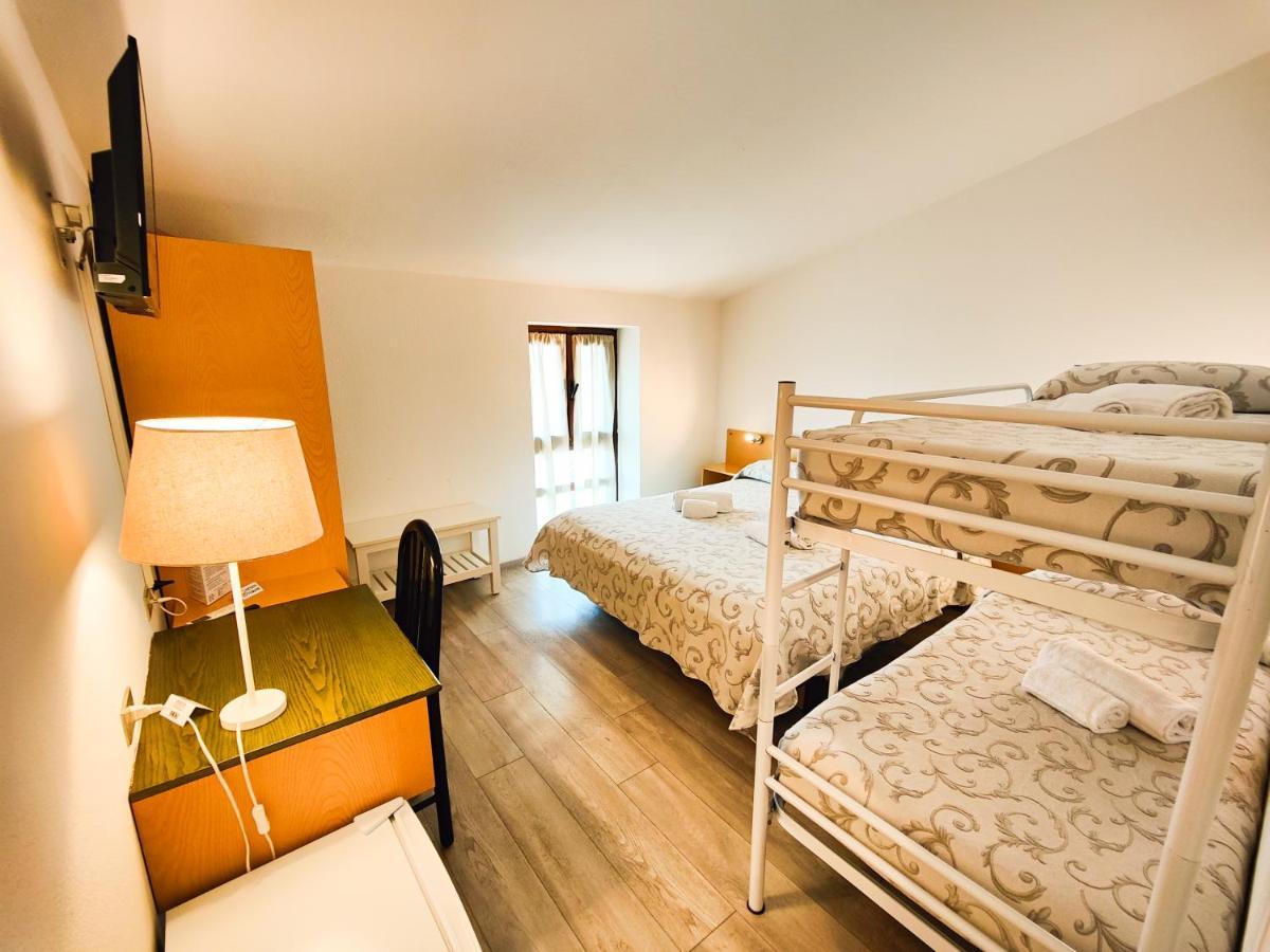 Albergo B&B Tenesi Манерба-дель-Гарда Экстерьер фото